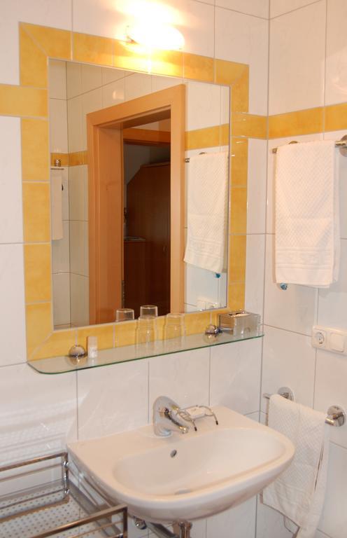 Pension Zur Post Apartment Bad Blumau Phòng bức ảnh