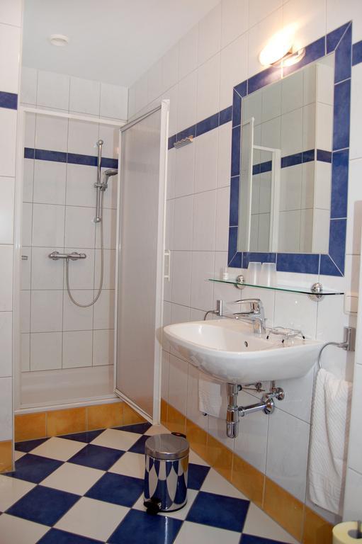 Pension Zur Post Apartment Bad Blumau Phòng bức ảnh